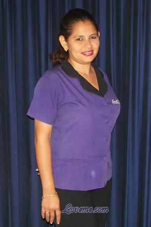 82811 - Alba Age: 34 - Nicaragua