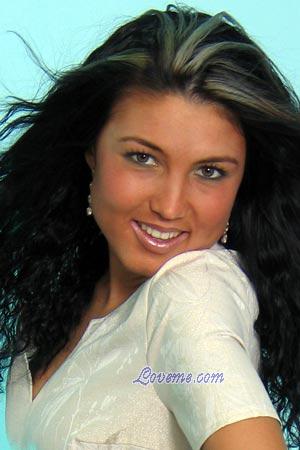 89832 - Ludmila Age: 25 - Russia