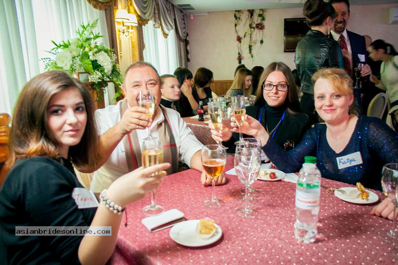 lugansk-women-11